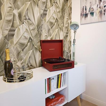 Ai Castelli Apartment - Locazione Turistica Cin It58060C2Fhnreg9A Colonna Eksteriør billede