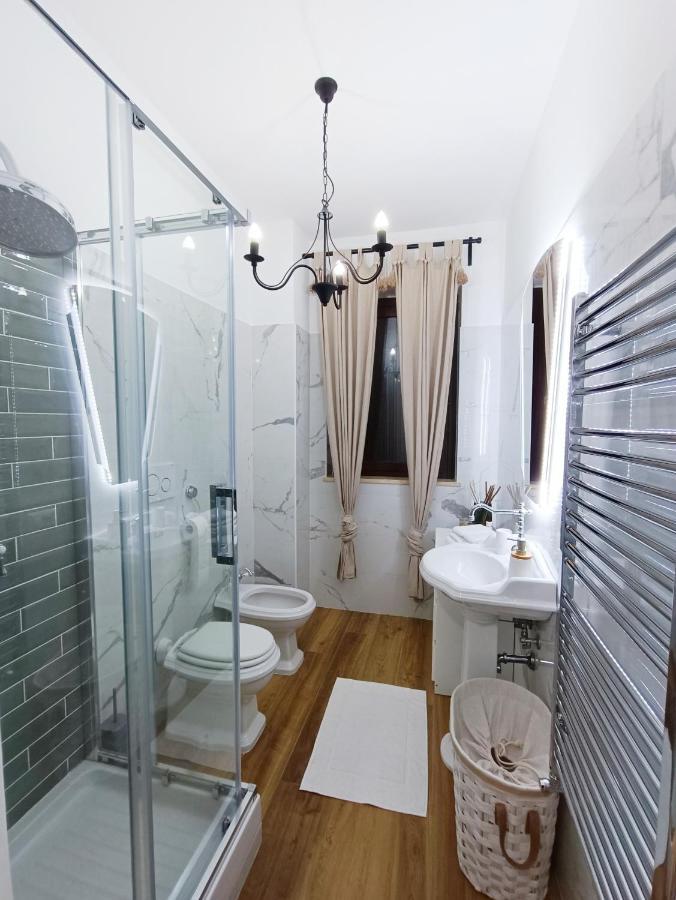 Ai Castelli Apartment - Locazione Turistica Cin It58060C2Fhnreg9A Colonna Eksteriør billede